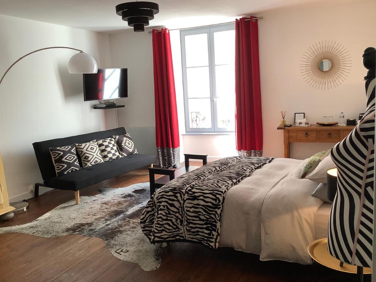 Les Halles Chambre D'Hotes Verteuil-sur-Charente Exterior foto